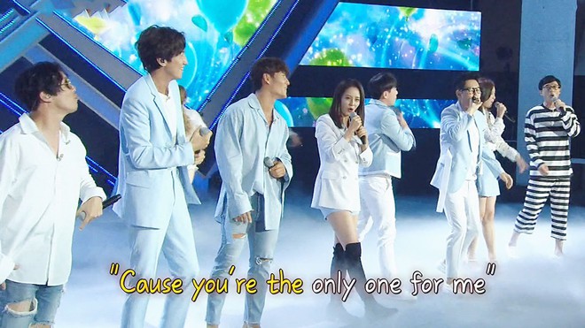 Fan của SpartAce được dịp bấn loạn khi thấy Kim Jong Kook động vi&ecirc;n Song Ji Hyo giữ b&igrave;nh tĩnh - Ảnh 4.
