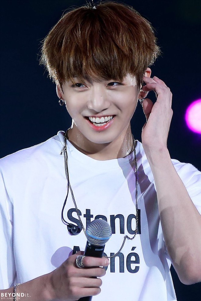 Chăm chỉ như Jungkook (BTS): Nổi tiếng giọng khỏe hát hay nhưng vẫn chủ động tìm “thánh vocal” để xin học hát - Ảnh 3.