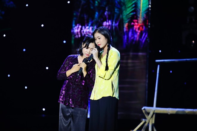 Cặp đôi vàng: Thiện Nhân khóc ngon lành trên sân khấu, khiến giám khảo rơi nước mắt theo - Ảnh 6.