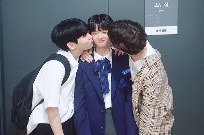 Loạt biểu cảm cute quá đà của cựu thí sinh Produce X 101 trước khi dính phốt thái độ với đàn anh! - Ảnh 10.