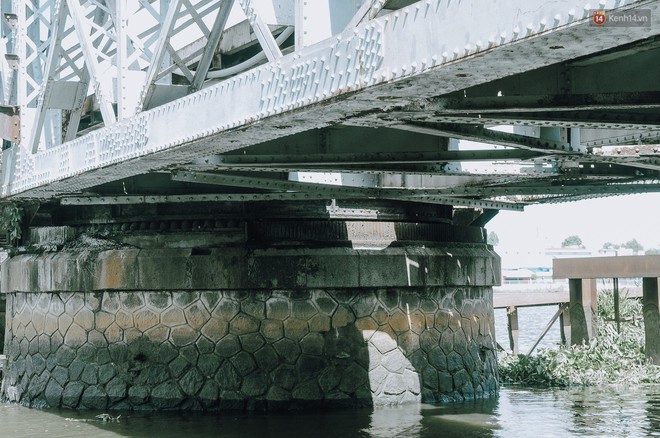 Ngắm cầu sắt B&igrave;nh Lợi gần 120 tuổi - nơi lưu giữ k&yacute; ở S&agrave;i G&ograve;n vừa ho&agrave;n th&agrave;nh sứ mệnh đưa t&agrave;u hoả qua s&ocirc;ng - Ảnh 14.