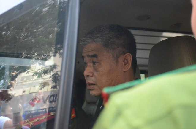 Gia đ&igrave;nh ch&aacute;u b&eacute; tử vong tr&ecirc;n xe đưa đ&oacute;n trường Gateway đề nghị b&agrave; Nguyễn B&iacute;ch Quy c&oacute; mặt ở buổi thực nghiệm hiện trường tiếp theo - Ảnh 3.