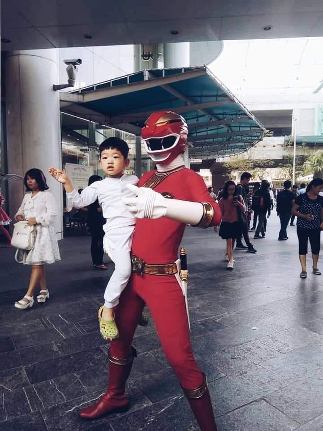 Xuất hiện màn cosplay biệt đội Avengers cực chất ở buổi chào tân sinh viên của Học viện Chính sách và Phát triển - Ảnh 6.