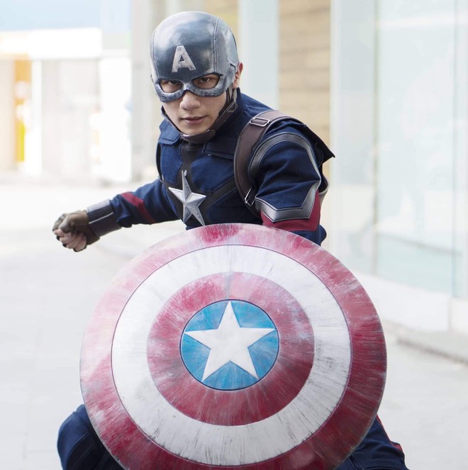 Xuất hiện màn cosplay biệt đội Avengers cực chất ở buổi chào tân sinh viên của Học viện Chính sách và Phát triển - Ảnh 7.