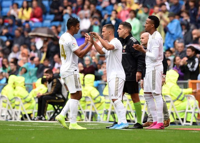 Giải VĐQG Tây Ban Nha: Tân binh 100 triệu euro Eden Hazard ra mắt, Real Madrid suýt mất điểm trên sân nhà - Ảnh 10.