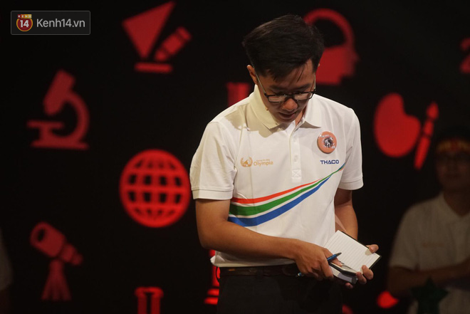 Nắm giữ đến 3 trong 4 kỷ lục Olympia 2019, Nguyễn Bá Vinh tiếc nuối khi không giành chiến thắng tại trận chung kết năm - Ảnh 1.