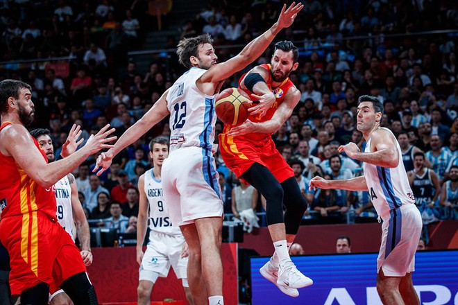 Chấm dứt câu chuyện cổ tích của Argentina, Tây Ban Nha lần thứ 2 chạm tay vào cúp vô địch FIBA World Cup 2019 - Ảnh 3.
