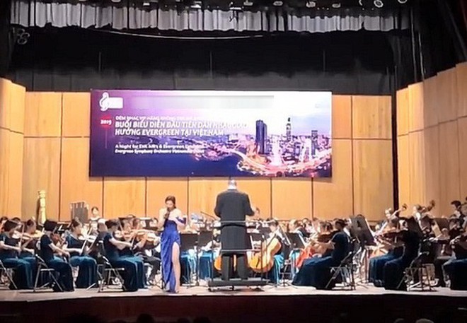 Sắp đ&aacute;m cưới, Đ&ocirc;ng Nhi rất chăm diện lại v&aacute;y cũ, đến fan cũng phải ch&agrave;o thua trước t&iacute;nh tiết kiệm của c&ocirc; n&agrave;ng - Ảnh 5.