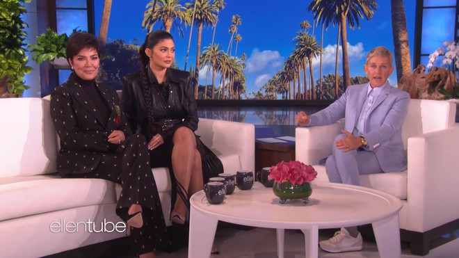 “Tỷ phú” Kylie Jenner khai pháo mùa 17 của “The Ellen show” bằng phần quà 1 triệu đô la - Ảnh 1.