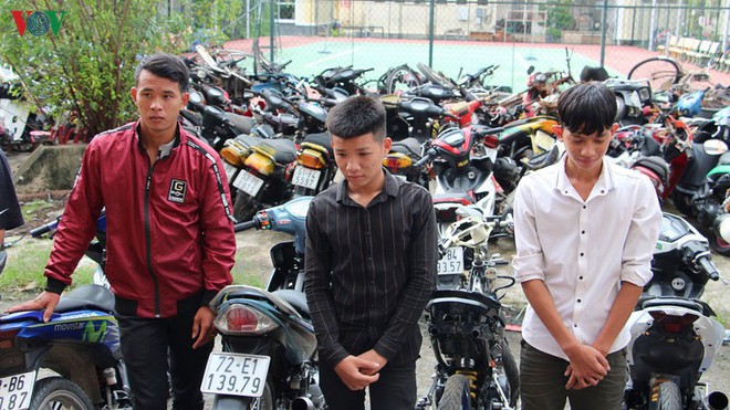 Ngăn chặn kịp thời hơn 100 đối tượng tụ tập đua xe tr&aacute;i ph&eacute;p - Ảnh 1.