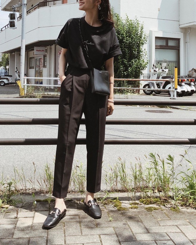 Street style ch&acirc;u &Aacute;: Đơn giản m&agrave; vẫn cuốn h&uacute;t, n&agrave;ng c&ocirc;ng sở học ngay để l&ecirc;n đồ cho cả tuần mặc đẹp - Ảnh 5.
