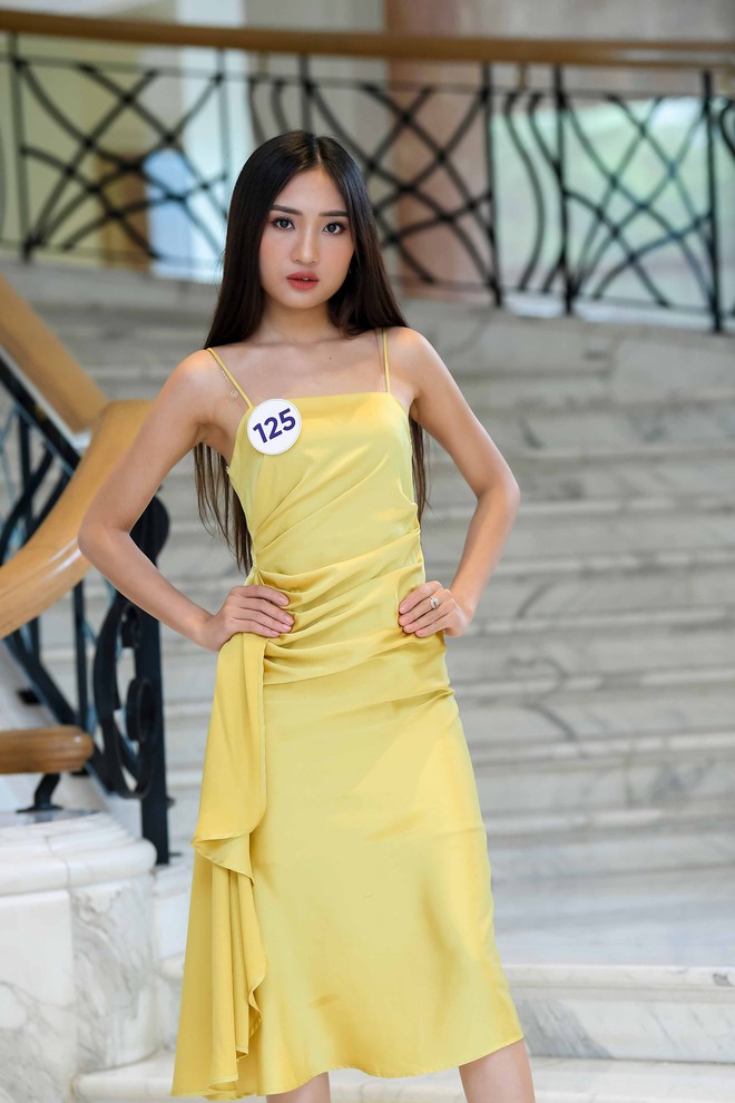 Nhan sắc ch&ecirc;nh lệch của th&iacute; sinh Hoa hậu Ho&agrave;n vũ miền Bắc: Người được khen v&igrave; xinh lạ, kẻ lộ r&otilde; khuyết điểm k&eacute;m xinh - Ảnh 7.