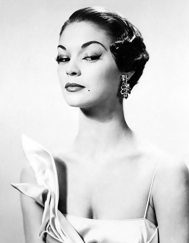 Hot trở lại 10 mỹ nhân Hollywood đẹp nhất thập niên 50: Toàn huyền thoại mọi thời đại, nữ thần thời nay sao đọ lại? - Ảnh 17.