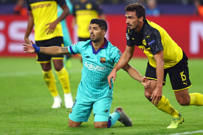 Messi nhạt nhòa ngày trở lại sân cỏ, Barca hú hồn rời sân Dortmund với 1 điểm - Ảnh 2.