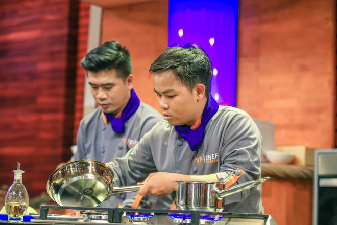 Top Chef Vietnam: Thí sinh khẳng định mình bị chơi xấu khi quyển sổ công thức không cánh mà bay - Ảnh 6.