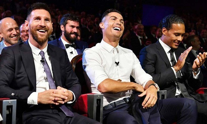 Ronaldo thừa nhận không bạn bè gì với Messi, tự đặt ra một mục tiêu khiến các fan phấn khích - Ảnh 2.