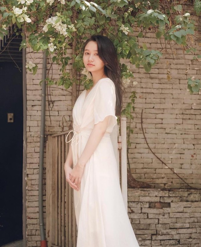 Kh&ocirc;ng phải H&agrave; Lan ng&acirc;y thơ, k&iacute;n đ&aacute;o, nữ ch&iacute;nh Mắt biếc bất ngờ lột x&aacute;c với body sexy chẳng k&eacute;m mỹ nh&acirc;n Vbiz n&agrave;o! - Ảnh 6.