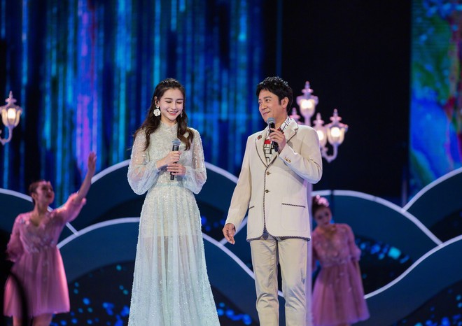 Vì sao Angela Baby và Huỳnh Hiểu Minh nhất quyết không xuất hiện cùng nhau trong sự kiện Đêm Trung Thu vừa qua? - Ảnh 4.