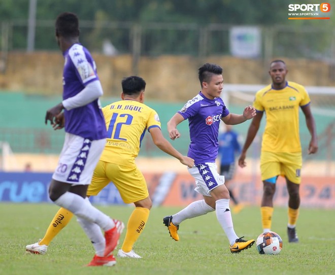 Chiến thắng SLNA, Hà Nội FC chính thức lên ngôi vô địch V.League 2019 - Ảnh 4.