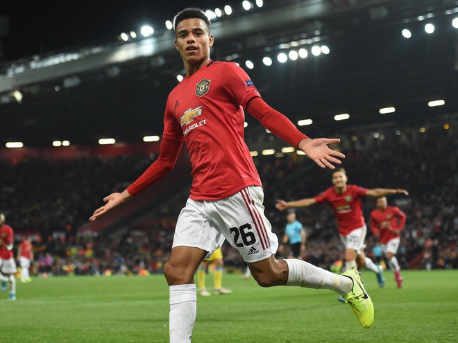 Mason Greenwood và hành trình từ... người mẫu nhí đến “Van Persie mới” - Ảnh 1.