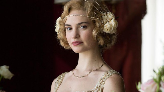 Lily James: Chuẩn Lọ Lem bước ra từ cổ tích, không cam phận làm bình hoa di động - Ảnh 5.