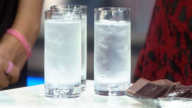 Sáng vừa ngủ dậy đừng uống những loại nước này nếu không muốn gây hại cho sức khỏe dạ dày - Ảnh 1.