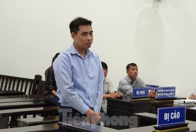 B&eacute; g&aacute;i bị kẻ hiếp d&acirc;m đ&aacute;nh g&atilde;y tay: Mẹ nạn nh&acirc;n kh&aacute;ng c&aacute;o bản &aacute;n chung th&acirc;n - Ảnh 1.