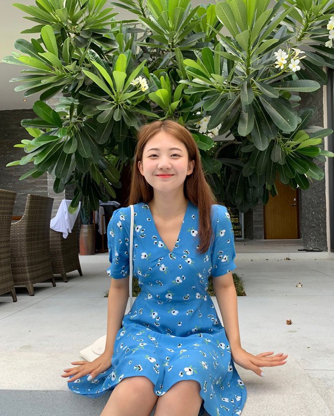 Những n&agrave;ng s&agrave;nh điệu từ &Aacute; sang &Acirc;u đều đang diện một mẫu v&aacute;y rất nh&atilde; v&agrave; t&ocirc;n d&aacute;ng, bạn c&ograve;n chờ g&igrave; m&agrave; kh&ocirc;ng học tập? - Ảnh 13.