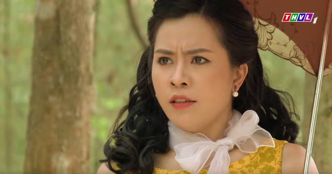 Tiếng s&eacute;t trong mưa: Tiểu tam xinh đẹp bắt đầu tung chi&ecirc;u, vừa xuất hiện fan đ&atilde; đau tim v&igrave; sang chảnh hơn Nhật Kim Anh nhiều lần  - Ảnh 10.