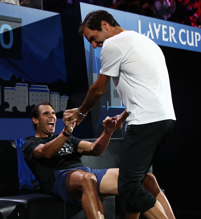 Khoảnh khắc may ra cả năm mới có 1 lần: Federer và Nadal rạng rỡ cùng nhau nâng cúp vô địch thế giới - Ảnh 7.