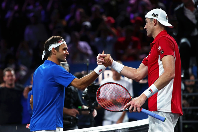 Khoảnh khắc may ra cả năm mới có 1 lần: Federer và Nadal rạng rỡ cùng nhau nâng cúp vô địch thế giới - Ảnh 3.