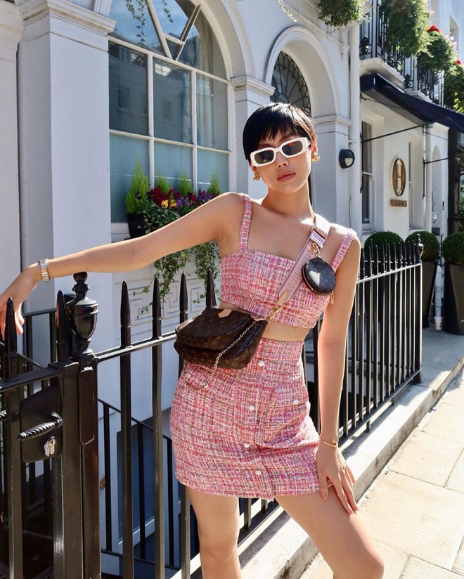 Quỳnh Anh Shyn và Cô em trendy đọ găng trong BST mới của Dior