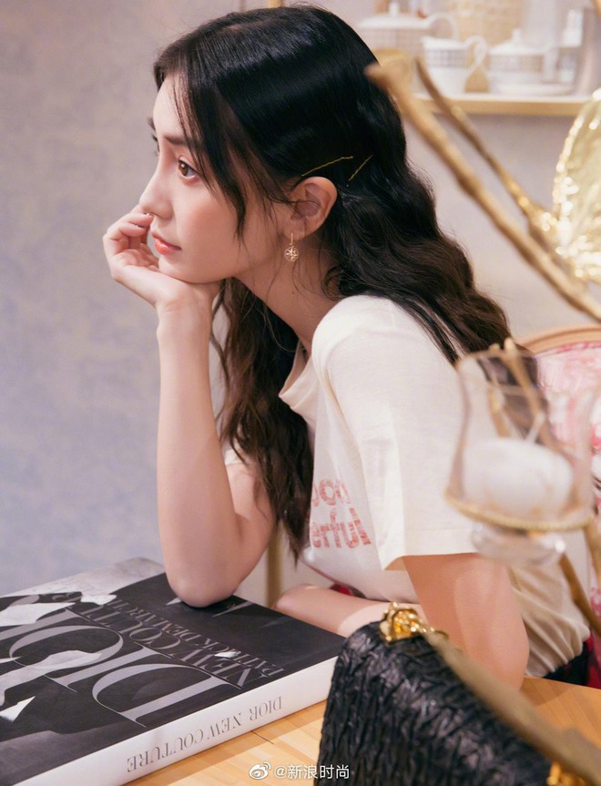L&acirc;u lắm rồi kể từ khi d&iacute;nh l&ugrave;m x&ugrave;m ly h&ocirc;n, Angela Baby mới xuất hiện với biểu cảm đ&aacute;ng ch&uacute; &yacute; đến nhường n&agrave;y - Ảnh 10.