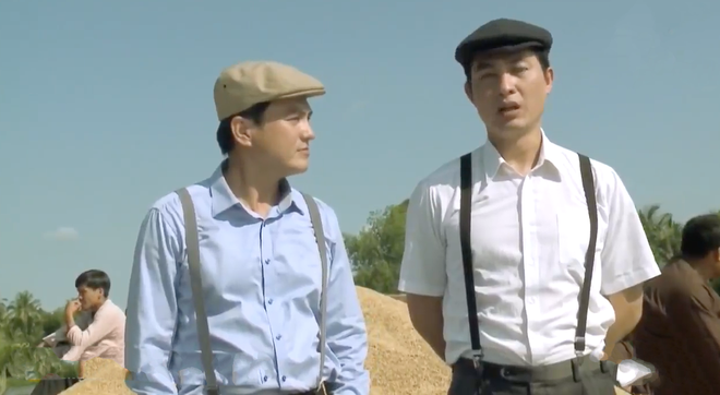 Tiếng S&eacute;t Trong Mưa tập 20: Thị B&igrave;nh ngớ ngẩn &ocirc;m con chờ cậu Ba về cứu, tai họa ập xuống chị lại lăn ra xỉu? - Ảnh 1.