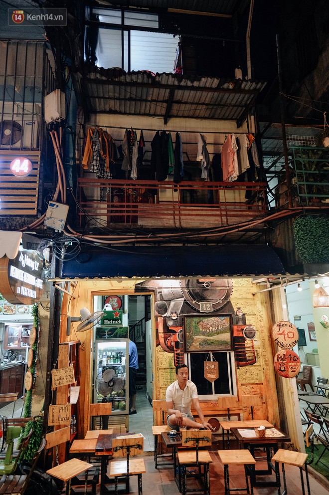 Nhà trọ ọp ẹp xóm đường tàu Hà Nội biến thành đất vàng: Dân kinh doanh bỏ 4 triệu, thuê 5m2 để bán cafe hốt bạc - Ảnh 9.