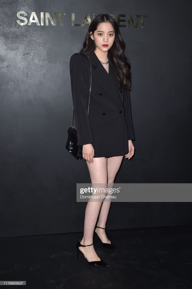 Rosé xuất hiện quá chất trong show Saint Laurent, chiếm hết spotlight của dàn sao châu Á có mặt cùng sự kiện - Ảnh 5.