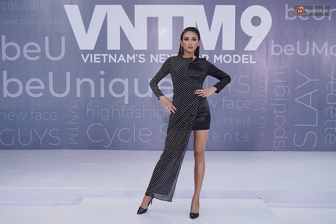 Next Top Model: Nam Trung dặn thí sinh đừng bỏ quên... não ở nhà, Hoàng Yến - Mâu Thủy diện đồ đôi - Ảnh 5.