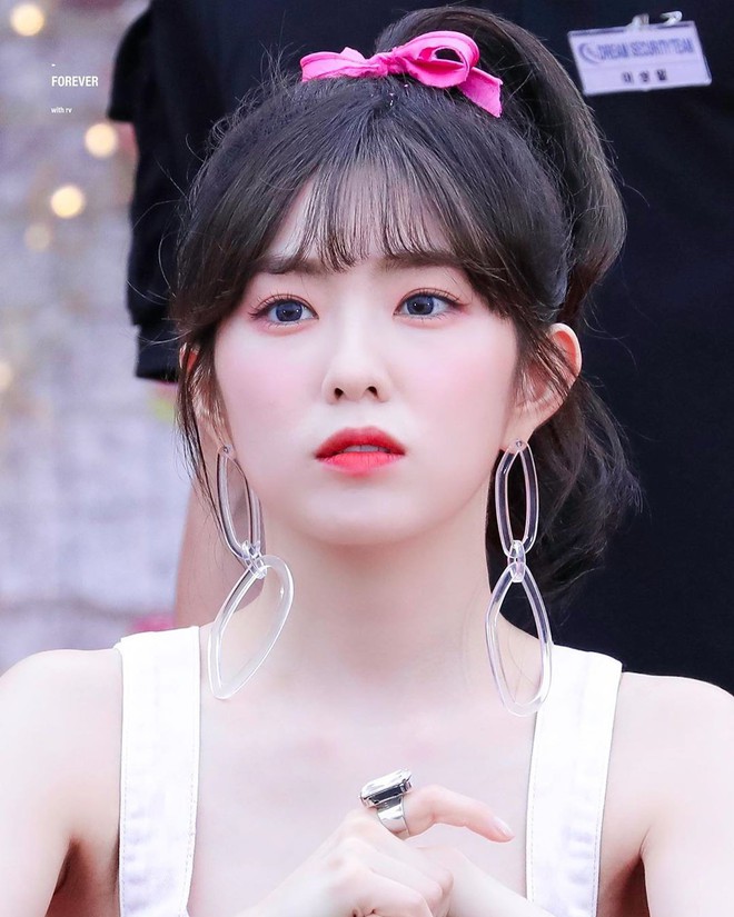 Đi qua những màu tóc chói chang mới thấy Irene (Red Velvet) để tóc đen là xuất thần nhất - Ảnh 4.