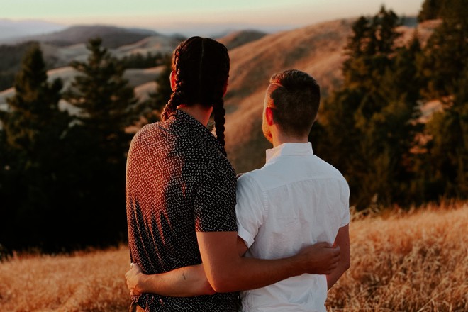 Bộ ảnh thần thái của cặp đôi LGBT khiến ai cũng kinh ngạc: Không dám tin được chụp bằng iPhone 11 Pro - Ảnh 12.