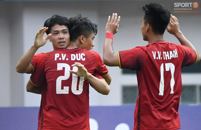 Lê Công Vinh: U23 Việt Nam chiếm một trong hai vị trí dẫn đầu là điều không phải lo lắng - Ảnh 1.