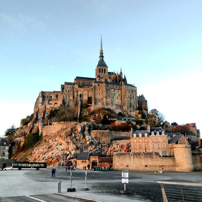 Hòn đảo cổ tích Mont Saint Michel: Hot không thua kém gì tháp Eiffel, thuộc top 3 địa điểm check-in ảo diệu nhất tại Pháp - Ảnh 10.