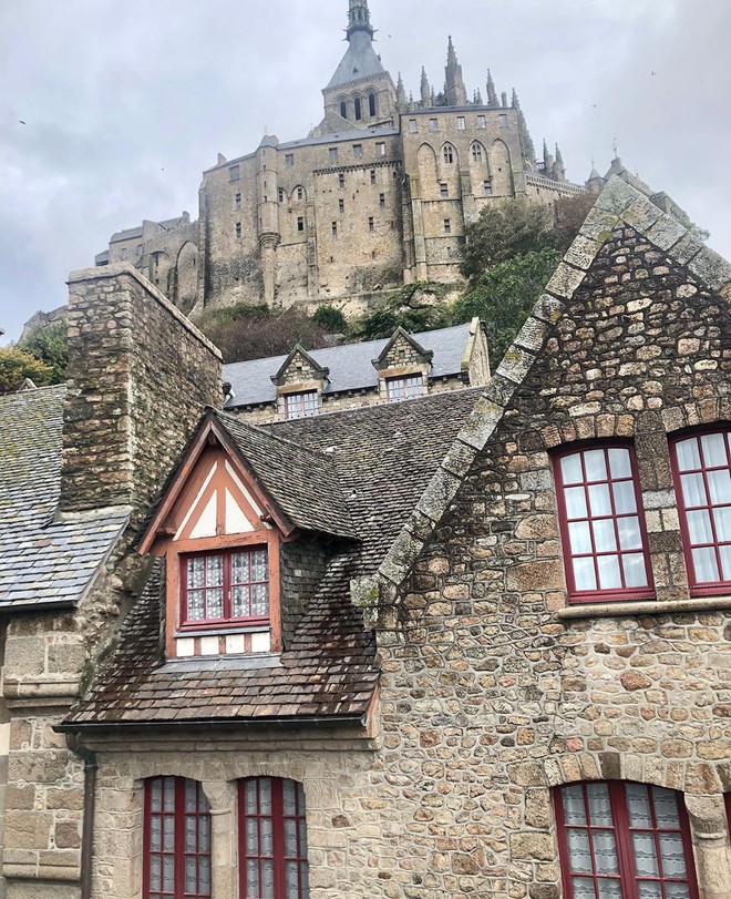 H&#242;n đảo cổ t&#237;ch Mont Saint Michel: Hot kh&#244;ng thua k&#233;m g&#236; th&#225;p Eiffel, thuộc top 3 địa điểm check-in &quot;ảo diệu&quot; nhất tại Ph&#225;p - Ảnh 5.