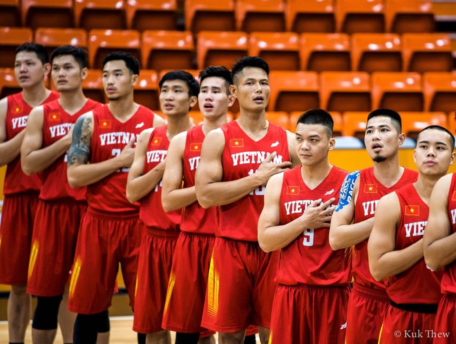 SEA Games 30: Đội tuyển bóng rổ Việt Nam hé lộ địa điểm luyện công, quyết gây bất ngờ tại giải đấu khu vực - Ảnh 2.