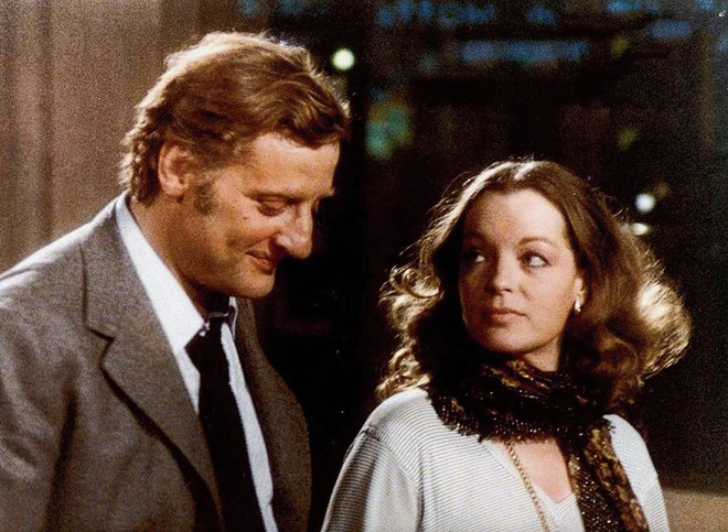 Chuỗi bi kịch không tưởng của minh tinh Romy Schneider: Mất chồng, quý tử bị hàng rào đâm chết, con gái dính bê bối tình dục - Ảnh 4.