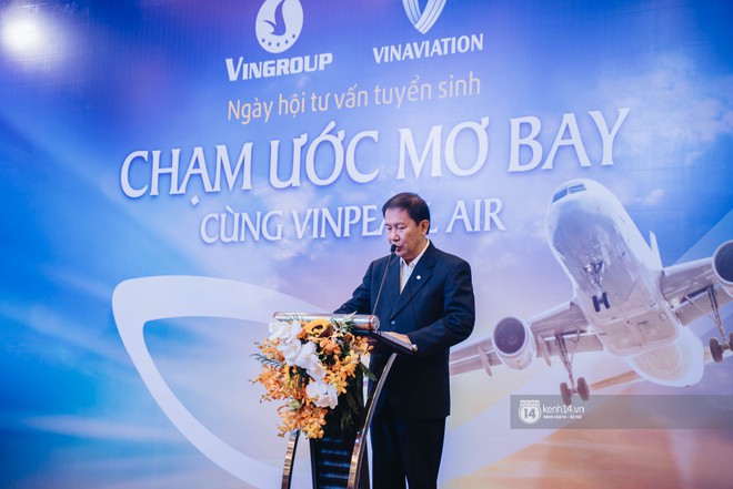 Vinpearl Air mở ngày hội tuyển sinh cực hoành tráng ở Hà Nội, giấc mơ trở thành phi công của người Việt không còn quá xa vời - Ảnh 1.