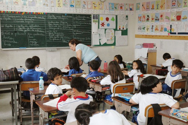 Nhật Bản: Gần 20.000 trẻ em nước ngo&agrave;i kh&ocirc;ng đến trường - Ảnh 1.
