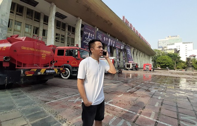 Sân khấu bị cháy dữ dội trước thềm liveshow, anh trai Quang Hà lên tiếng trấn an người hâm mộ - Ảnh 6.