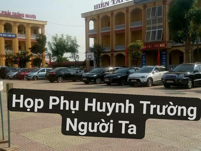 Choáng ngợp với dàn xe hơi đắt tiền đổ bộ sân trường trong buổi họp phụ huynh đầu năm ở Hải Dương - Ảnh 1.