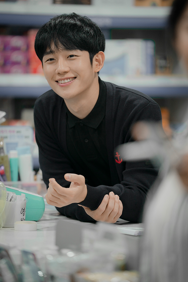 Jung Hae In trải lòng nghiệp diễn: Kiệt sức và có những lúc chỉ muốn trốn đi, tôi sợ phải gặp người khác - Ảnh 5.