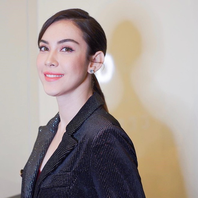 D&agrave;n sao cực phẩm của V&igrave; Sao Đưa Anh Tới bản Th&aacute;i: Nữ ch&iacute;nh c&ocirc;ng khai l&agrave;m tiểu tam, nam ch&iacute;nh to&agrave;n năng đến ngỡ ng&agrave;ng - Ảnh 9.